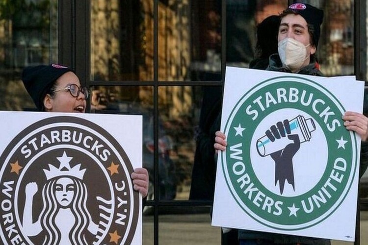 Starbucks ไล่คนงานสหรัฐอย่างผิดกฎหมายเรื่องสหภาพ ผู้พิพากษาตัดสิน
